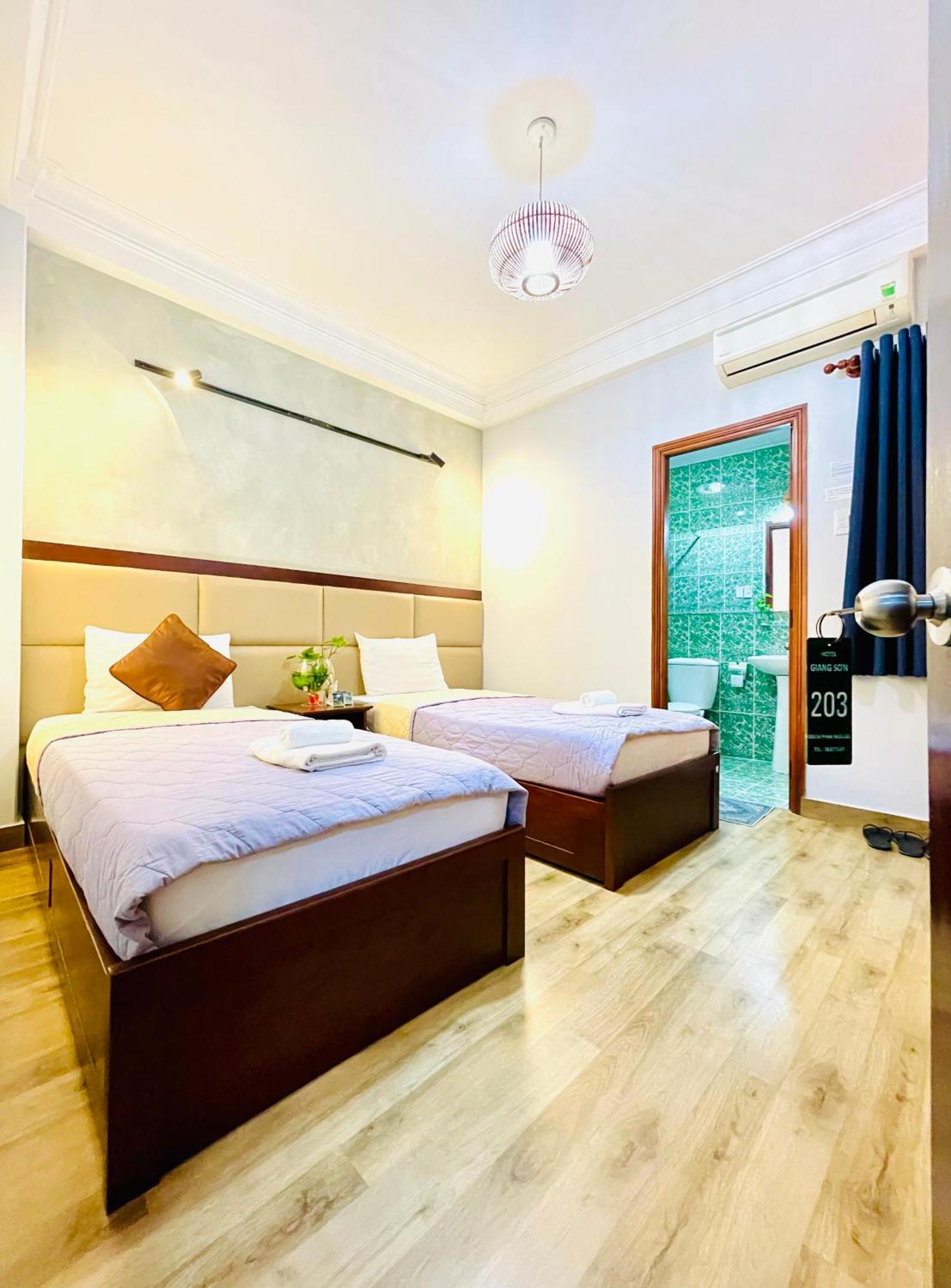 Giang Son Hotel江山民宿范五老区酒吧街胡志明市 מראה חיצוני תמונה